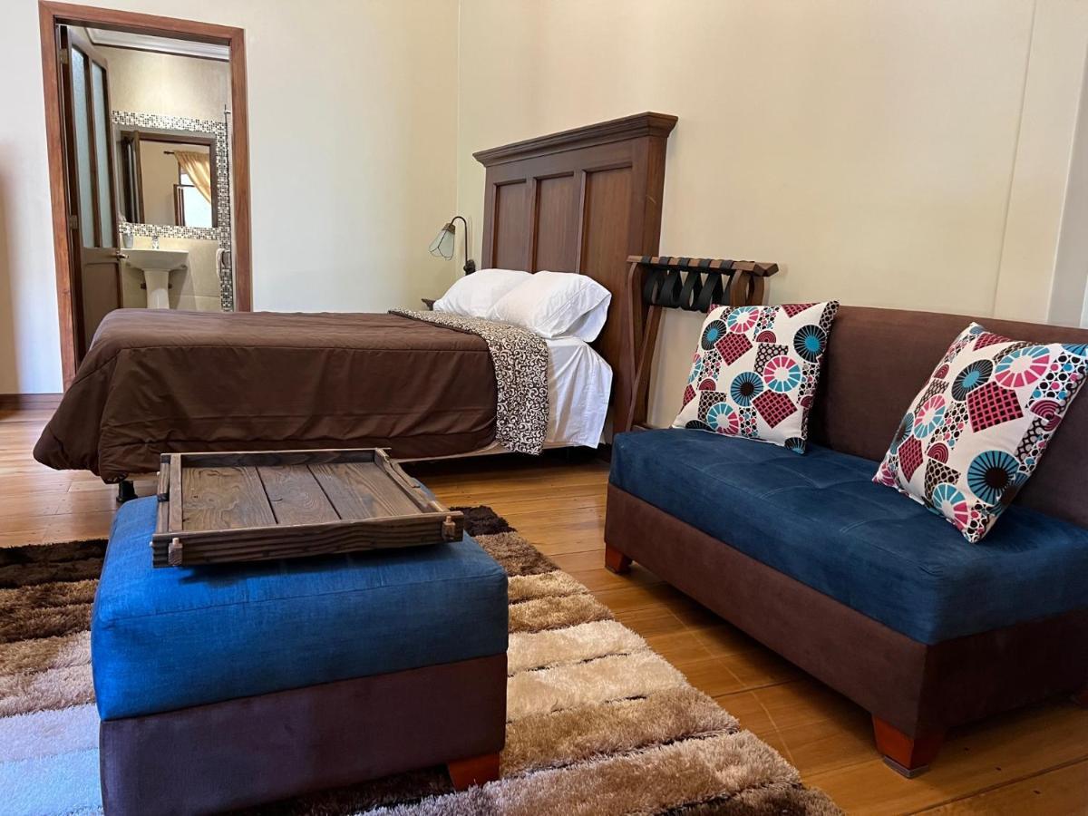 Casa Hibiscus Boutique Hotel Куэнка Экстерьер фото