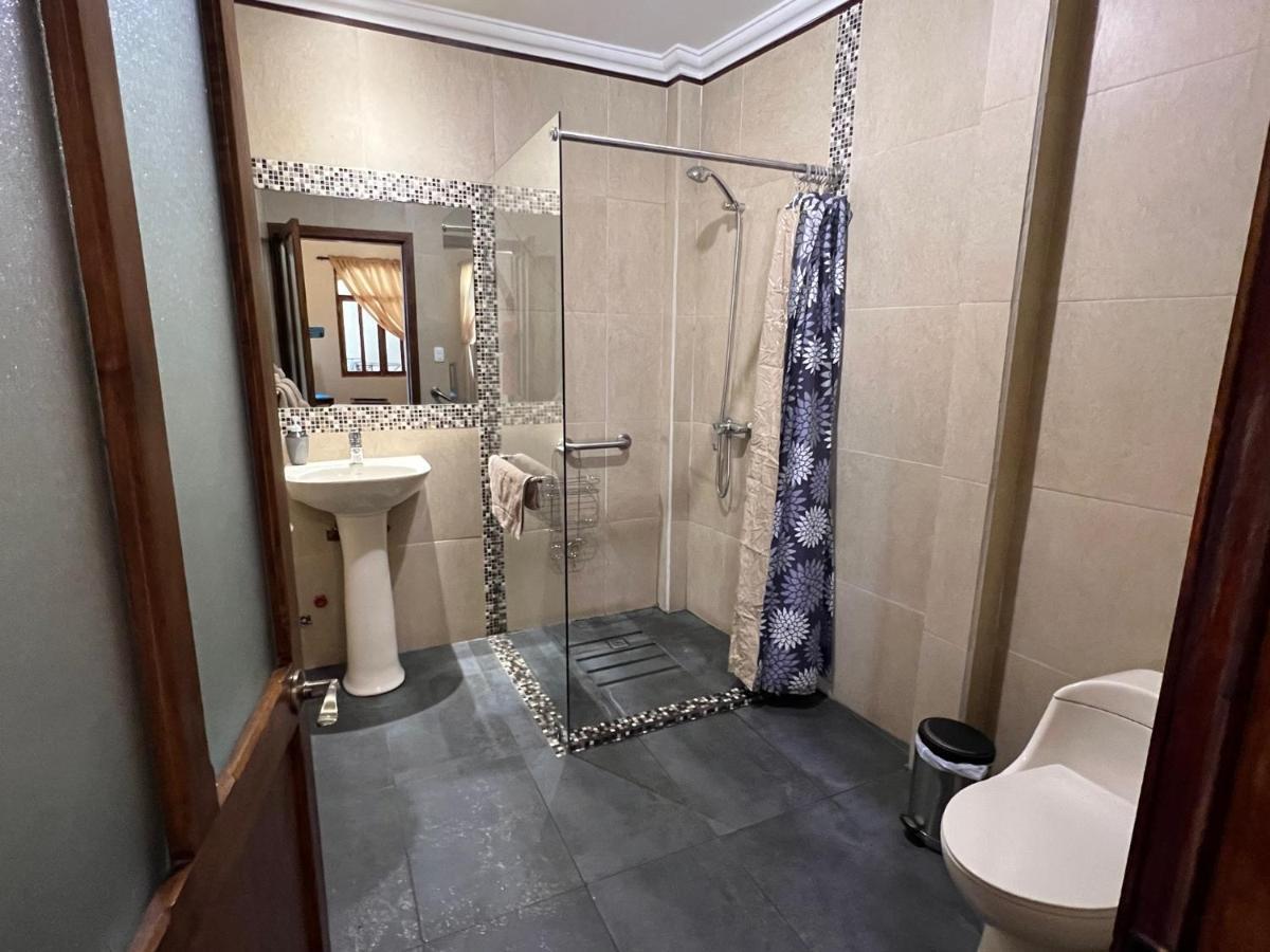Casa Hibiscus Boutique Hotel Куэнка Экстерьер фото