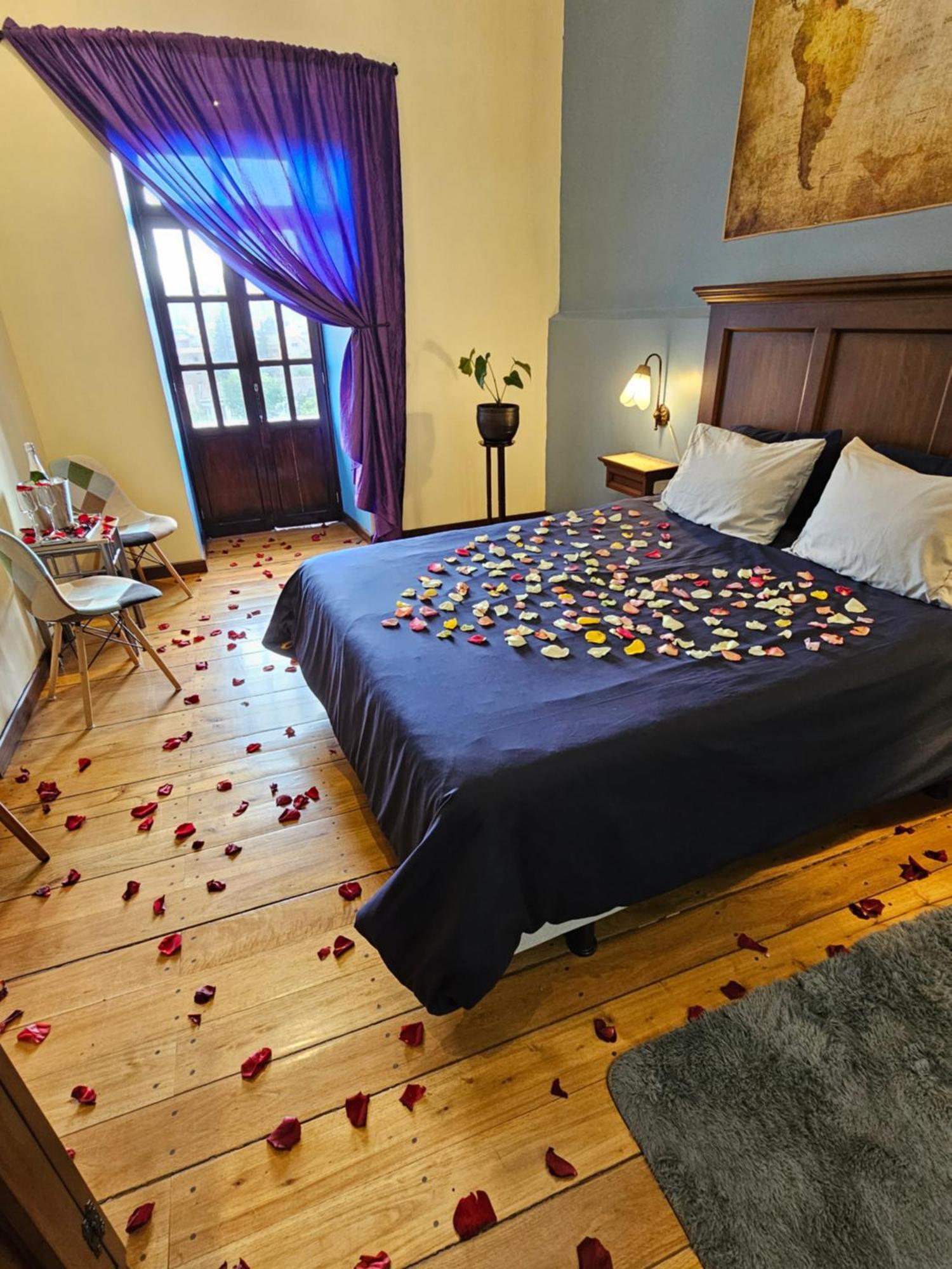 Casa Hibiscus Boutique Hotel Куэнка Экстерьер фото