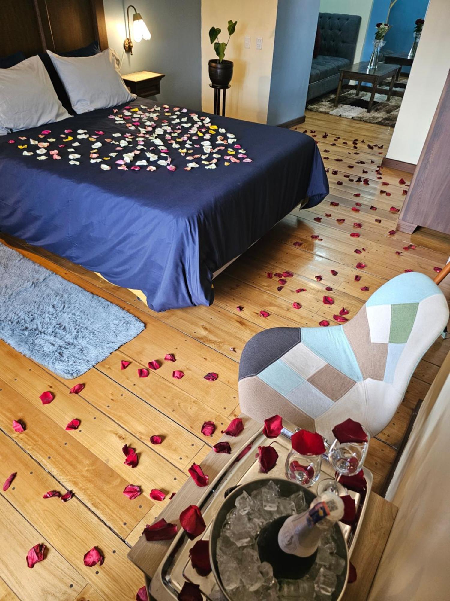 Casa Hibiscus Boutique Hotel Куэнка Экстерьер фото