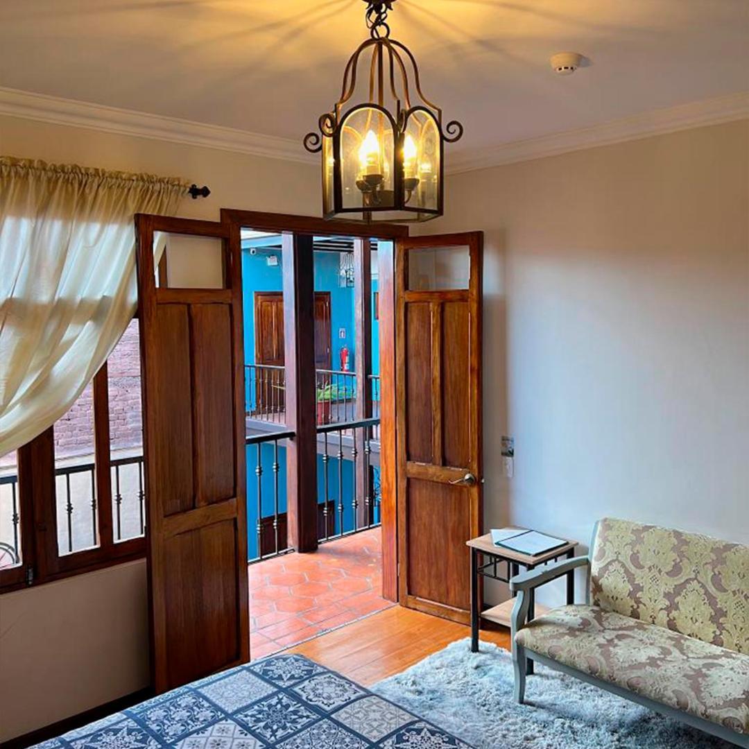 Casa Hibiscus Boutique Hotel Куэнка Экстерьер фото