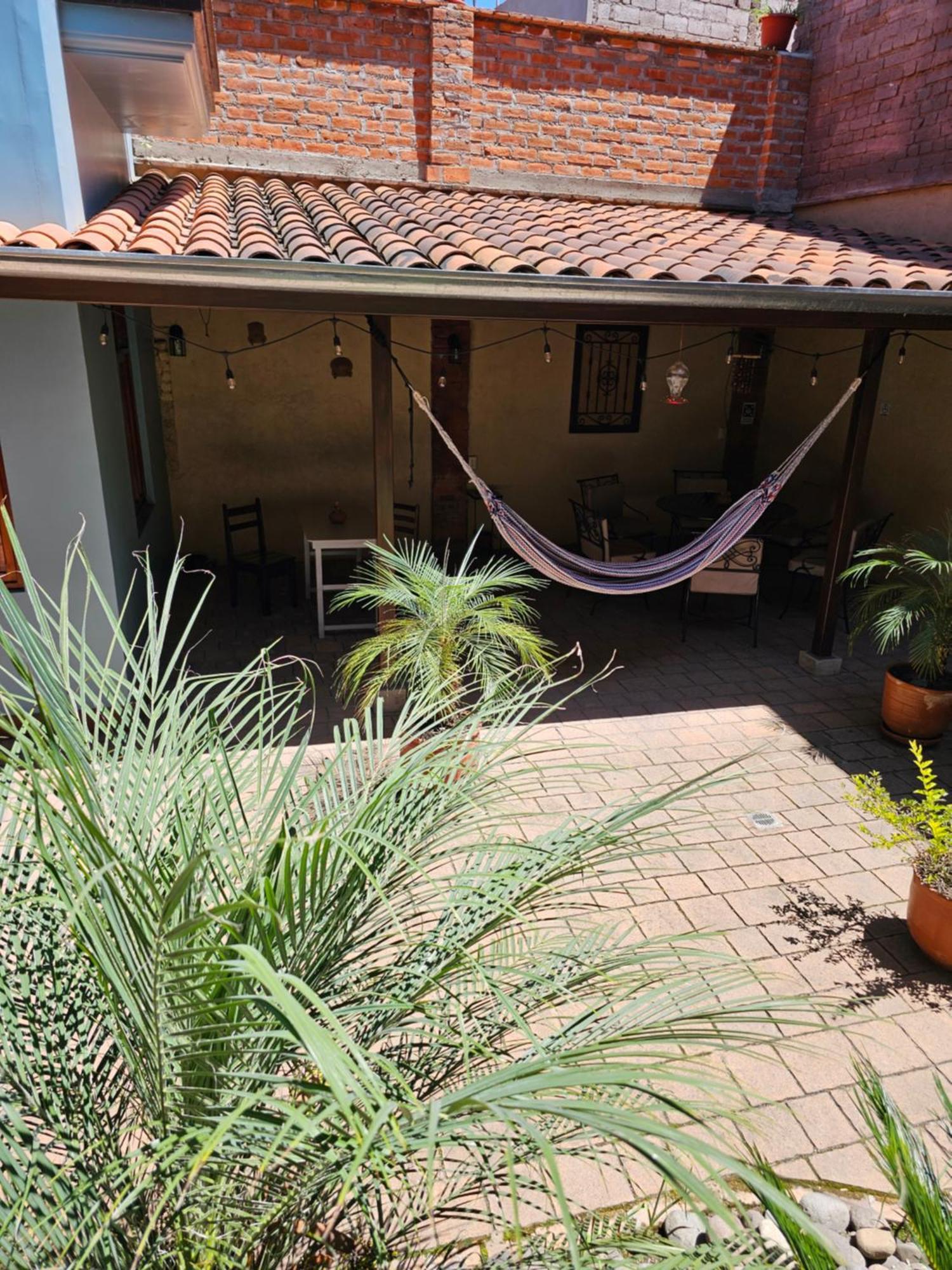 Casa Hibiscus Boutique Hotel Куэнка Экстерьер фото
