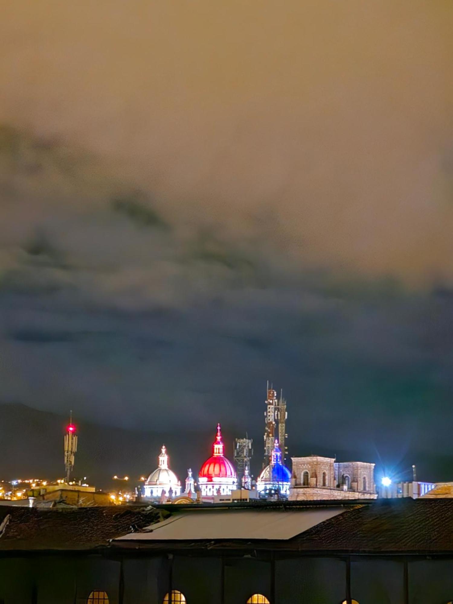 Casa Hibiscus Boutique Hotel Куэнка Экстерьер фото
