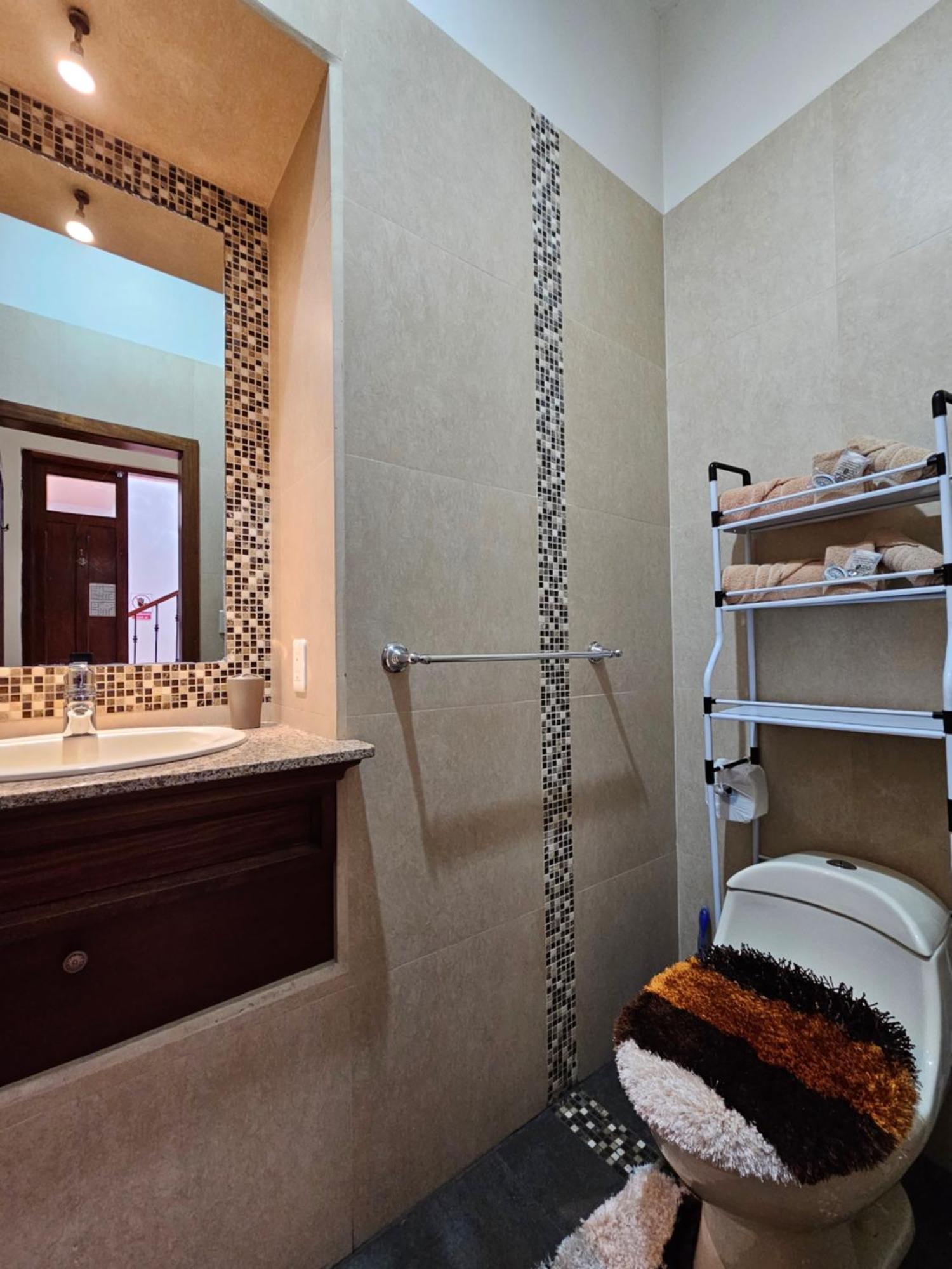 Casa Hibiscus Boutique Hotel Куэнка Экстерьер фото