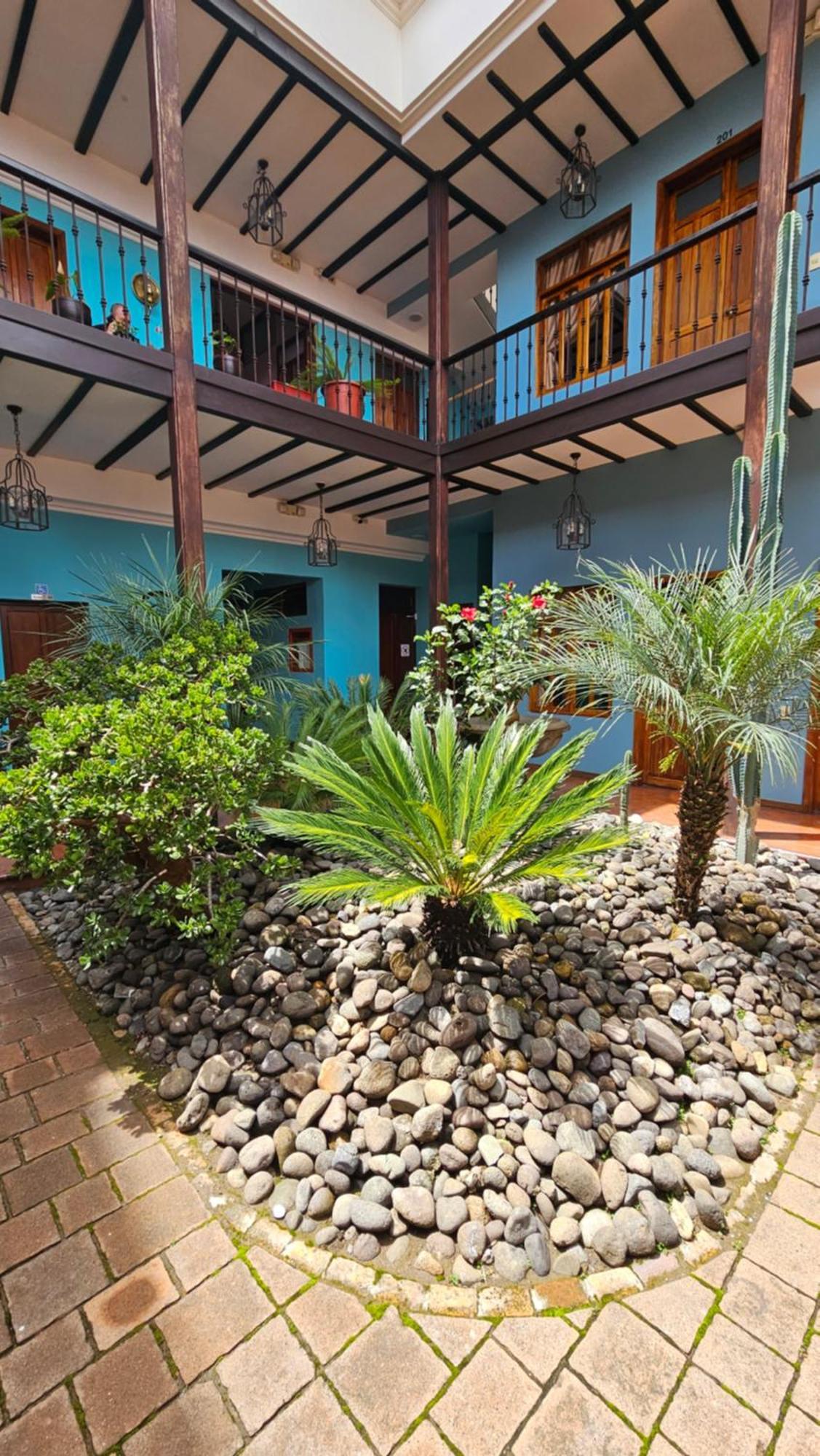 Casa Hibiscus Boutique Hotel Куэнка Экстерьер фото